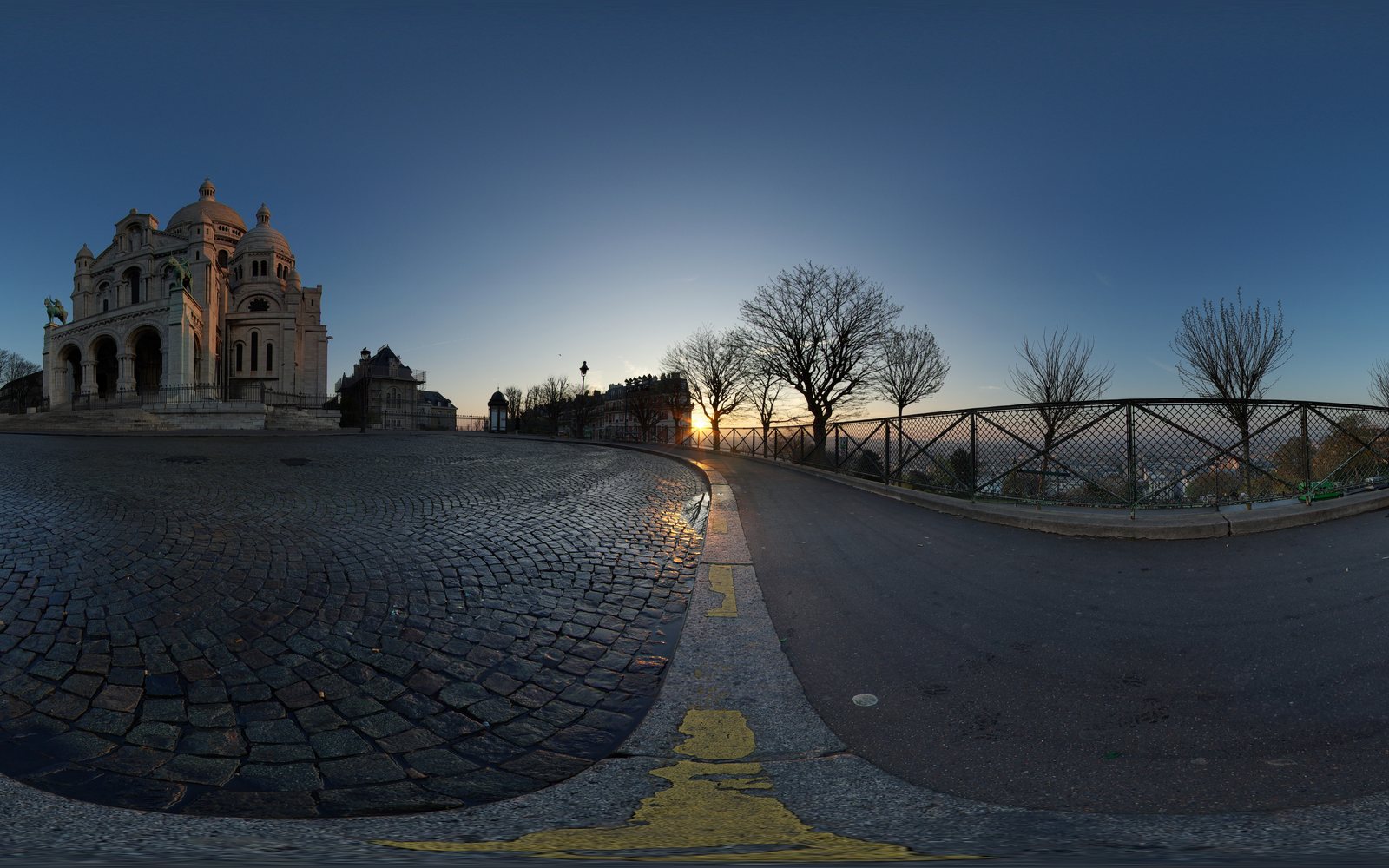 Montmartre and Sacré-Cœur at sunrise